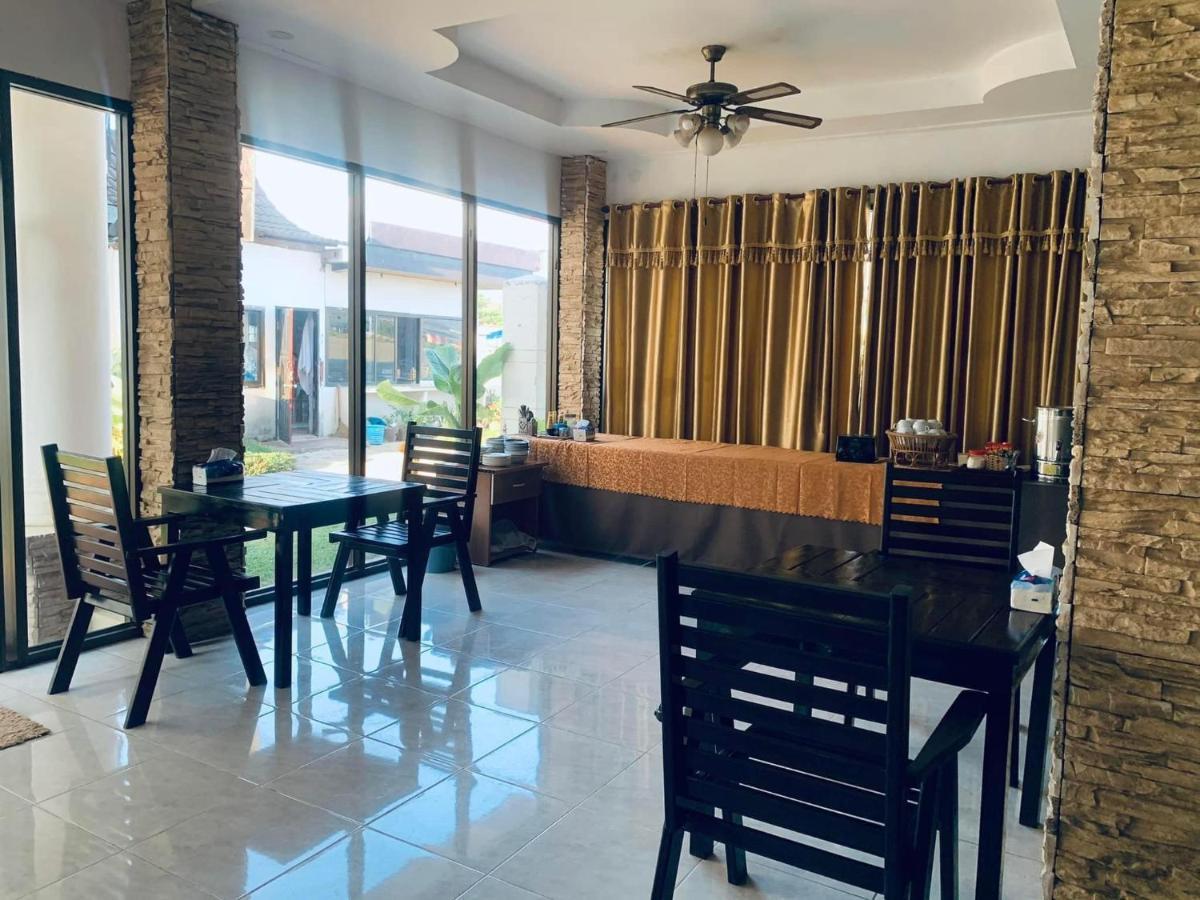 Suntara Vang Vieng Hotel Buitenkant foto