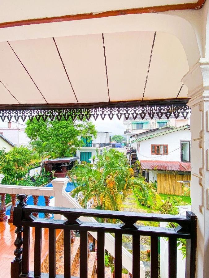 Suntara Vang Vieng Hotel Buitenkant foto