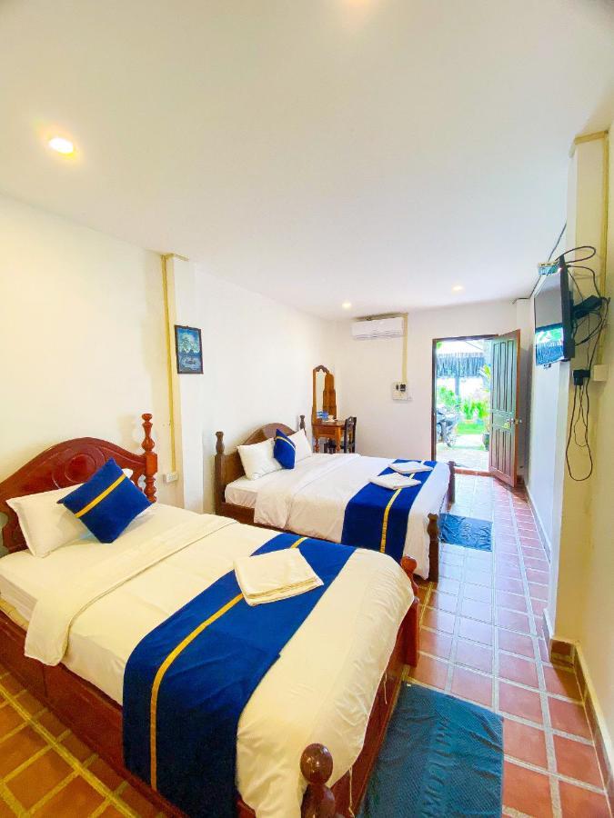 Suntara Vang Vieng Hotel Buitenkant foto