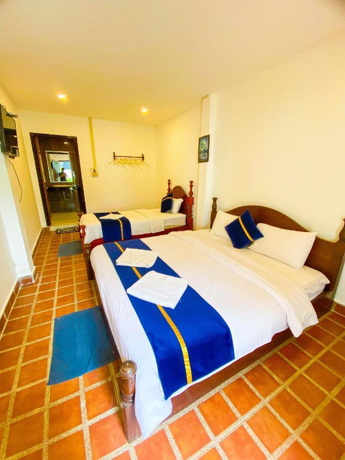 Suntara Vang Vieng Hotel Buitenkant foto